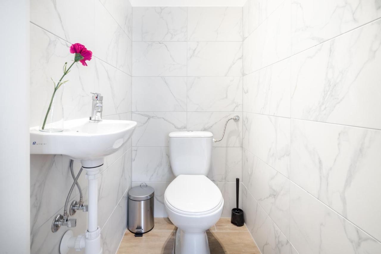 Bpr Blooming Design Home With A/C ブダペスト エクステリア 写真